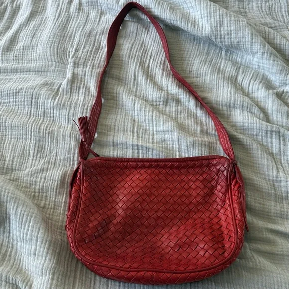 Vintage Bottega Veneta Red Woven Shoulder Bag - Picture 2 of 10